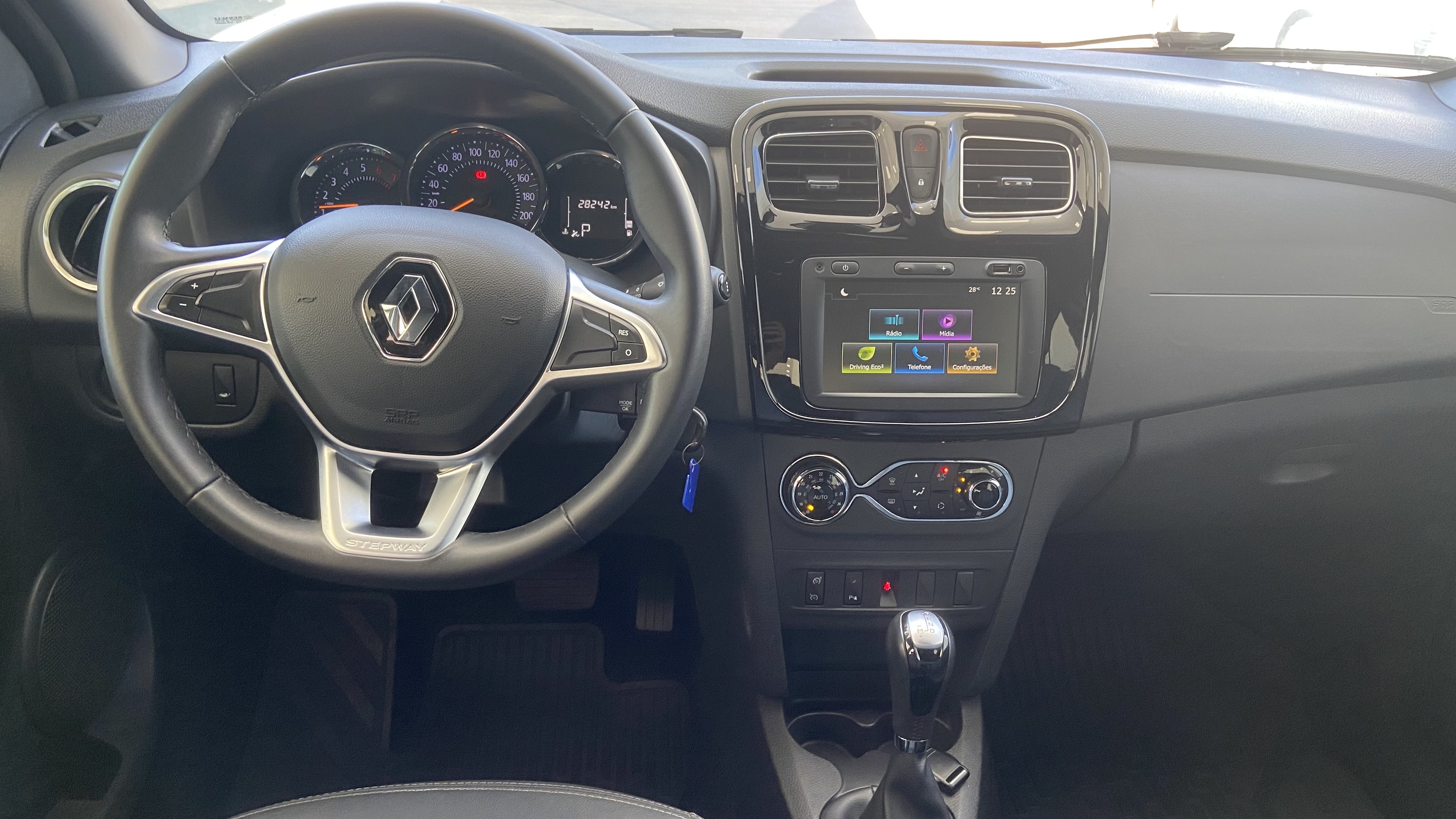 Renault Stepway 1.6 16V Sce Flex Iconic X Tronic - foto 11