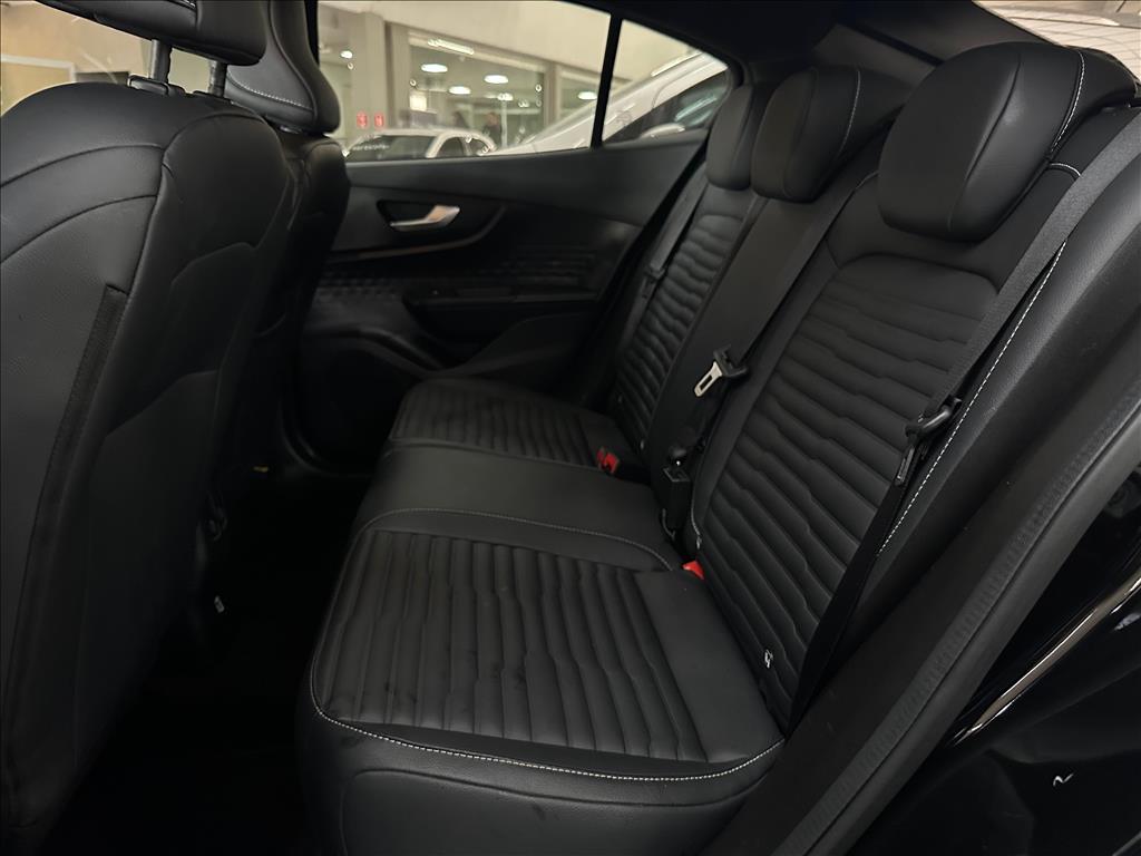 FASTBACK 1.0 TURBO 200 FLEX CVT8
