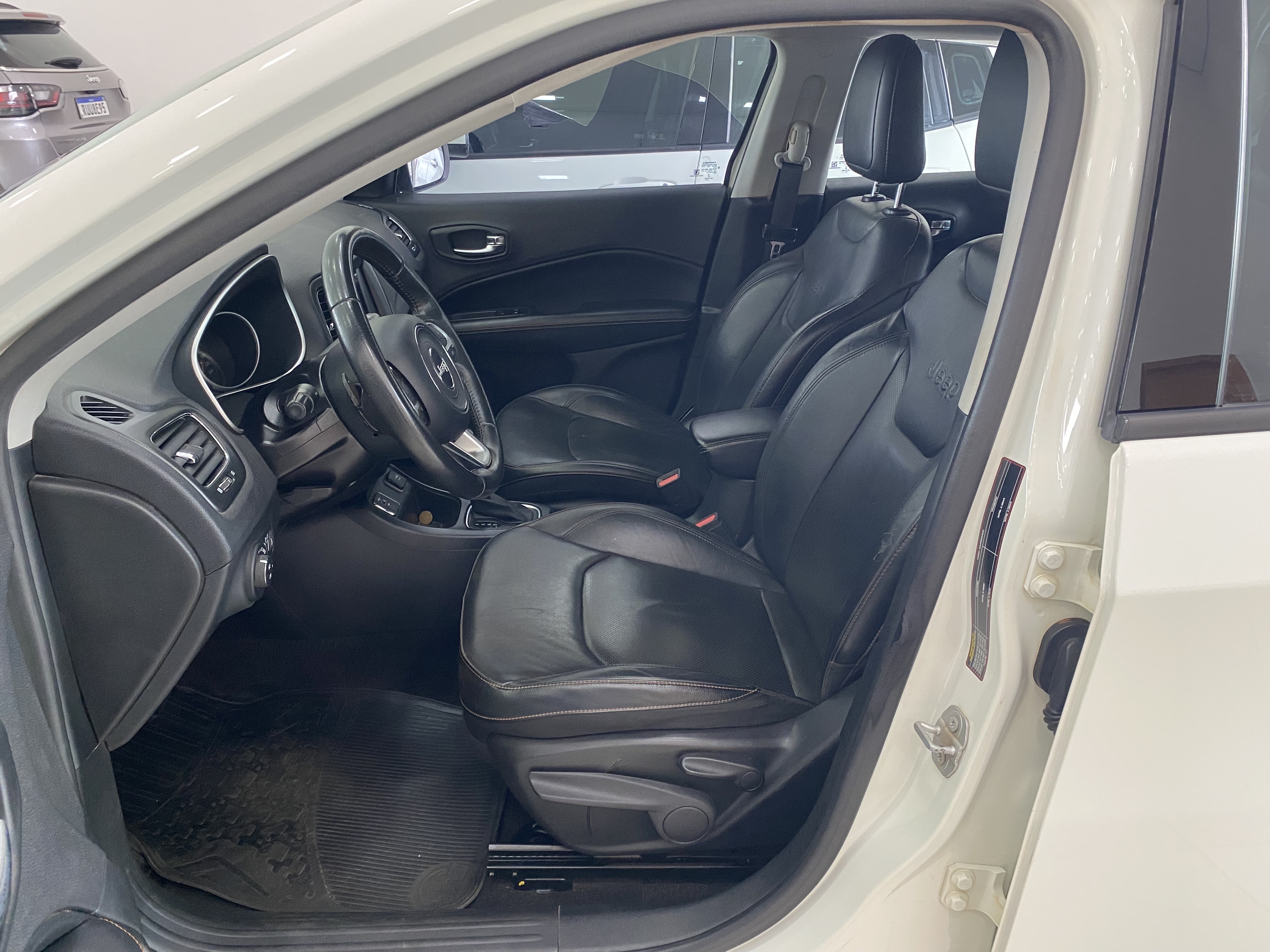 COMPASS 2.0 16V FLEX LONGITUDE AUTOMÁTICO9