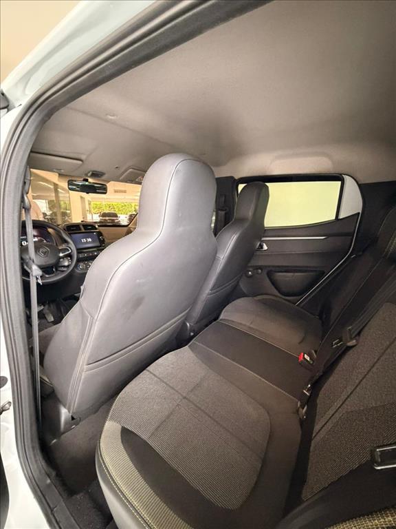 Renault-KWID-1.0 12V SCE FLEX OUTSIDER MANUAL