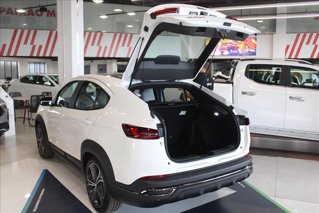 FASTBACK 1.0 TURBO 200 HYBRID IMPETUS CVT4