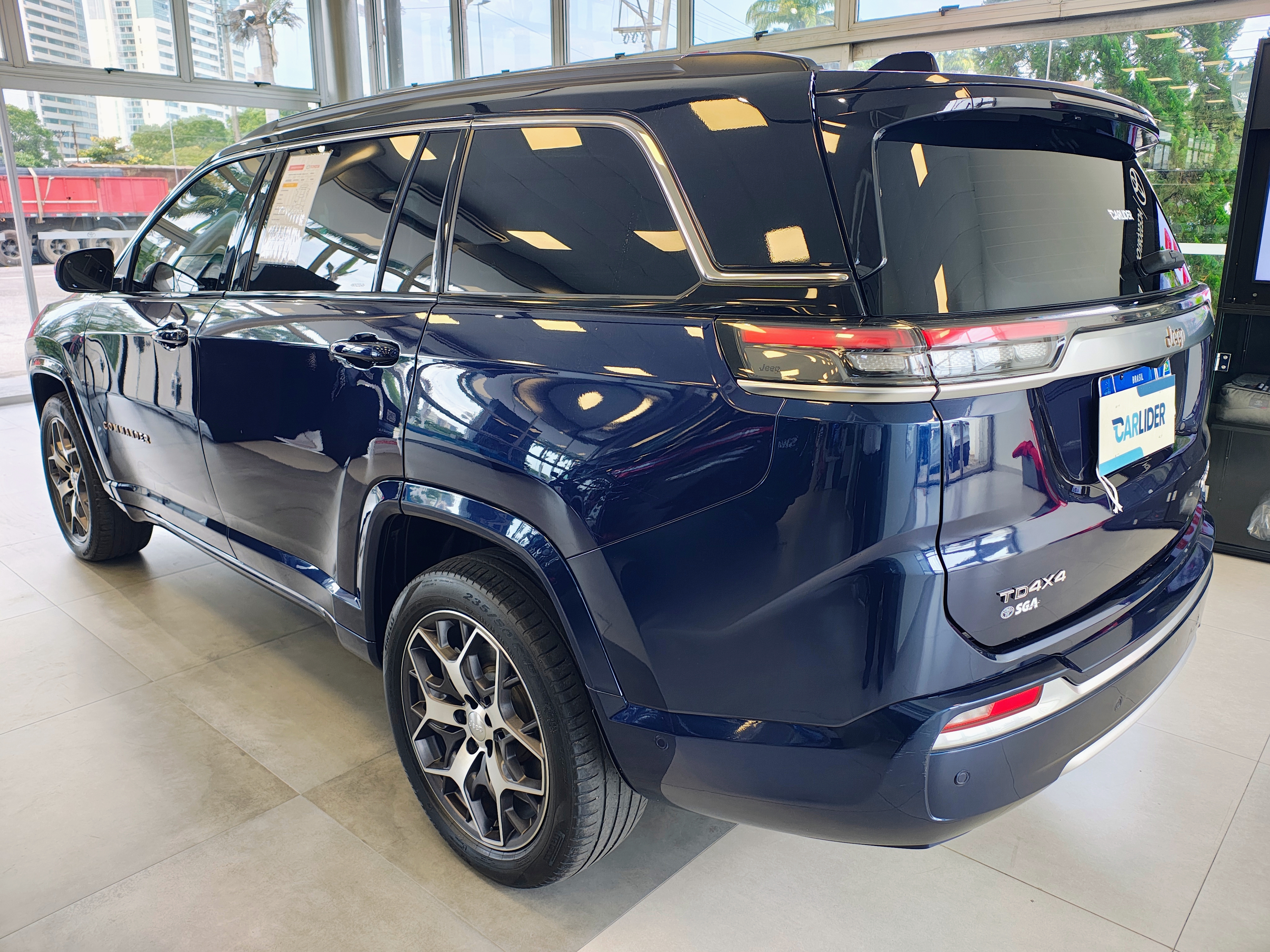 COMMANDER 2.0 TD380 TURBO DIESEL OVERLAND AT93