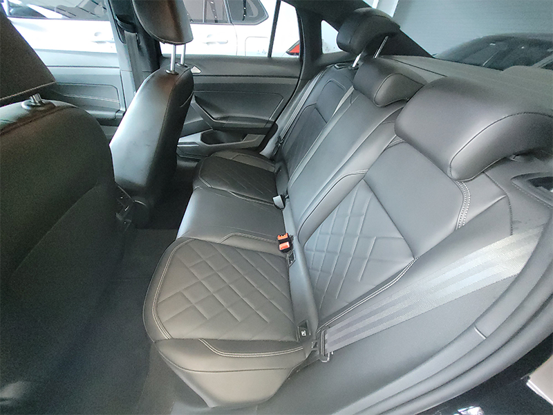 VIRTUS 1.4 250 TSI EXCLUSIVE AUTOMÁTICO9