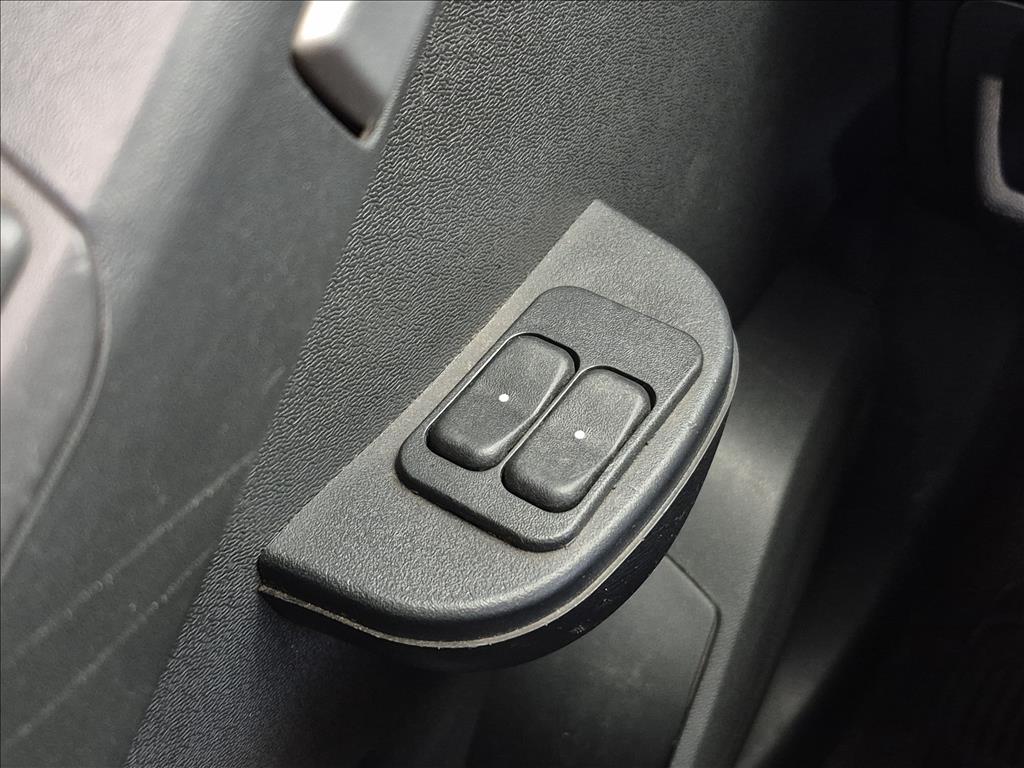MONTANA 1.4 MPFI LS CS 8V FLEX 2P MANUAL9