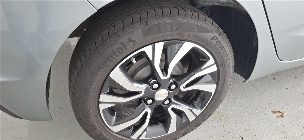 ONIX 1.0 TURBO FLEX PREMIER AUTOMÁTICO14