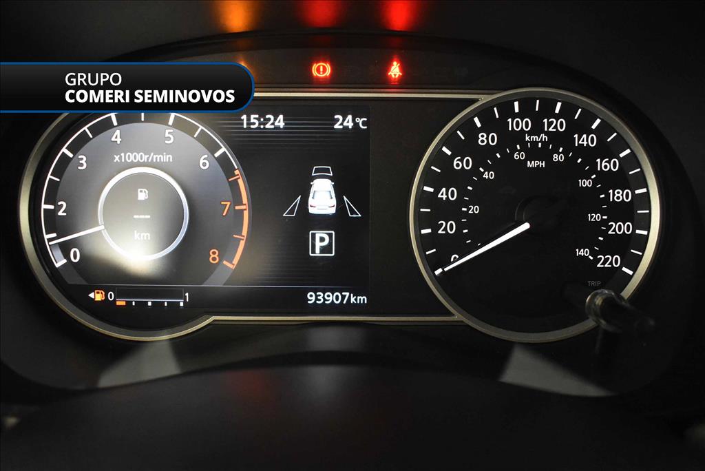 VERSA 1.6 16V FLEX EXCLUSIVE XTRONIC5