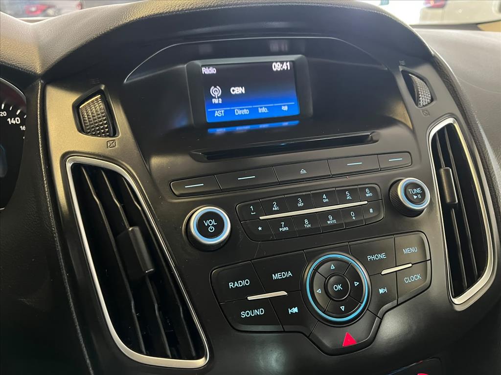 FOCUS 2.0 SE PLUS FASTBACK 16V FLEX 4P POWERSHIFT11