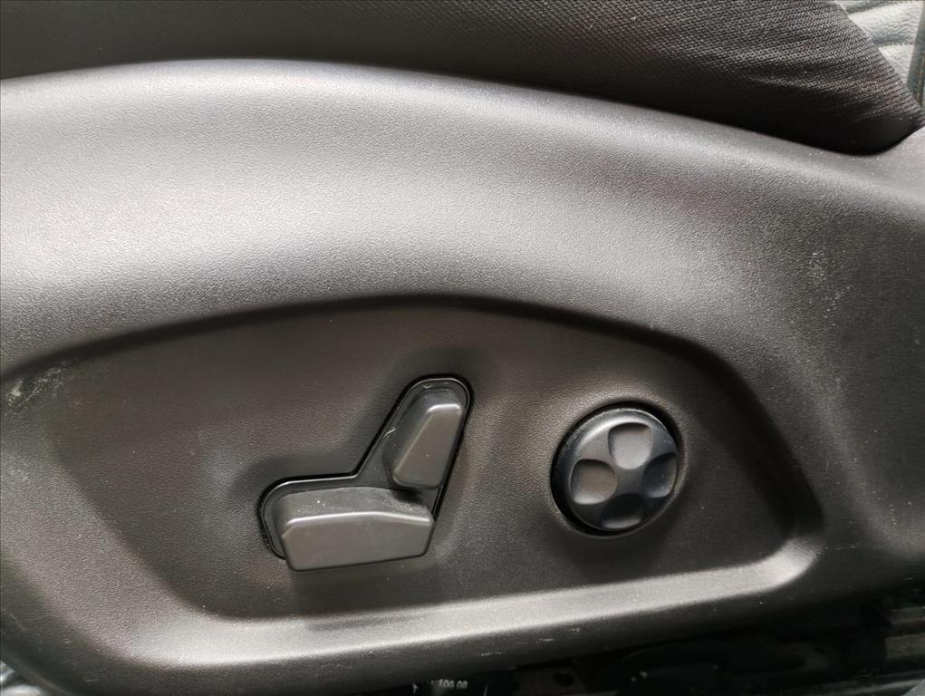 COMMANDER 1.3 T270 TURBO FLEX LIMITED AT611