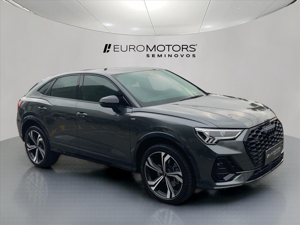 Audi-Q3-2.0 40 TFSI GASOLINA SPORTBACK PERFORMANCE BLACK QUATTRO TIPTRONIC