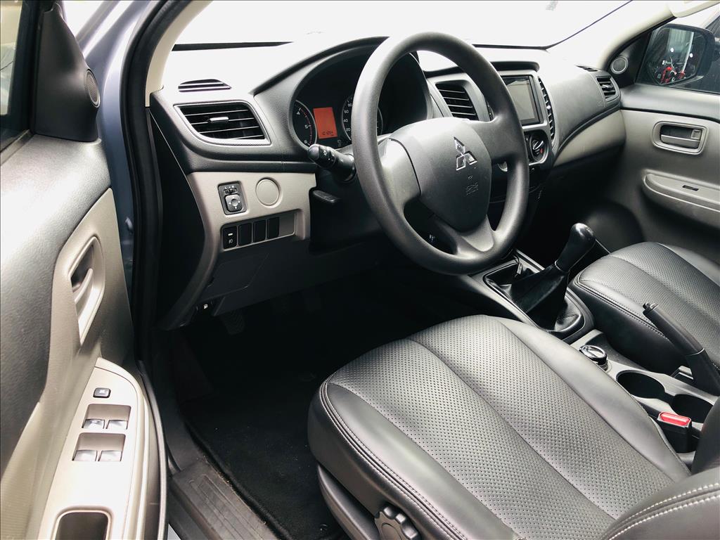 L200 TRITON 2.4 16V TURBO DIESEL GL CD 4X4 MANUAL6