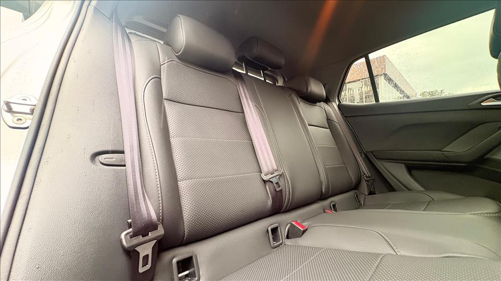 T-CROSS 1.0 200 TSI TOTAL FLEX AUTOMÁTICO12