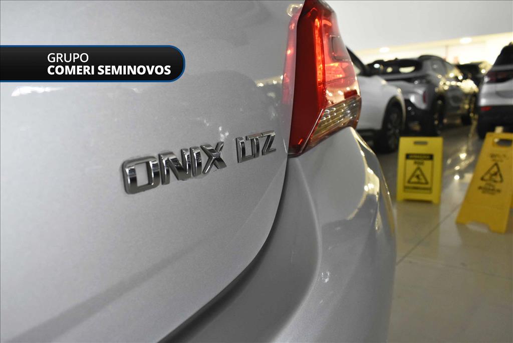 ONIX 1.4 MPFI LTZ 8V FLEX 4P AUTOMÁTICO15
