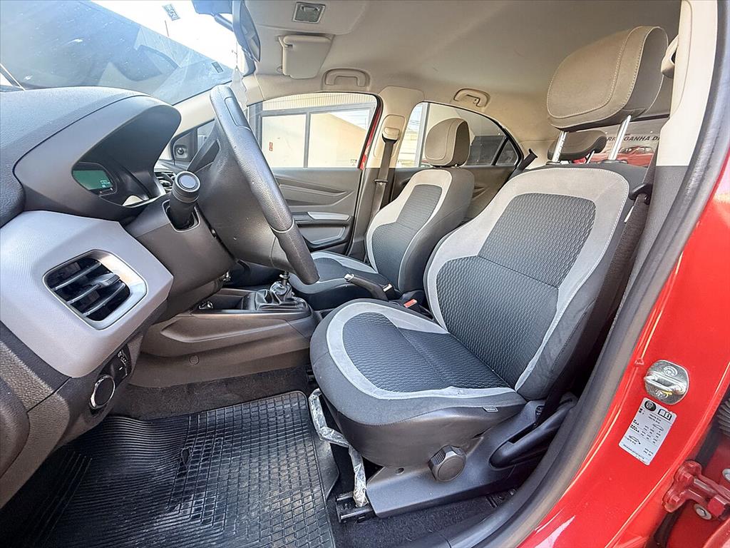 Chevrolet Onix - 1.0 MPFI LT 8V FLEX 4P MANUAL