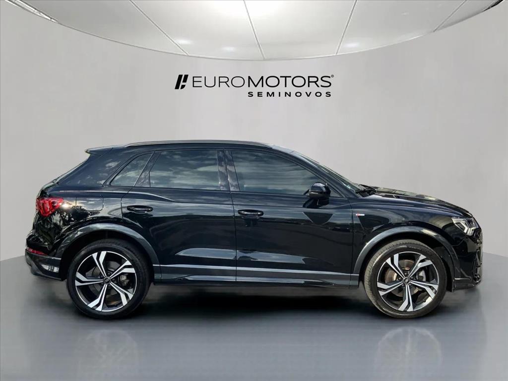 Audi-Q3-2.0 40 TFSI GASOLINA PERFORMANCE BLACK QUATTRO TIPTRONIC