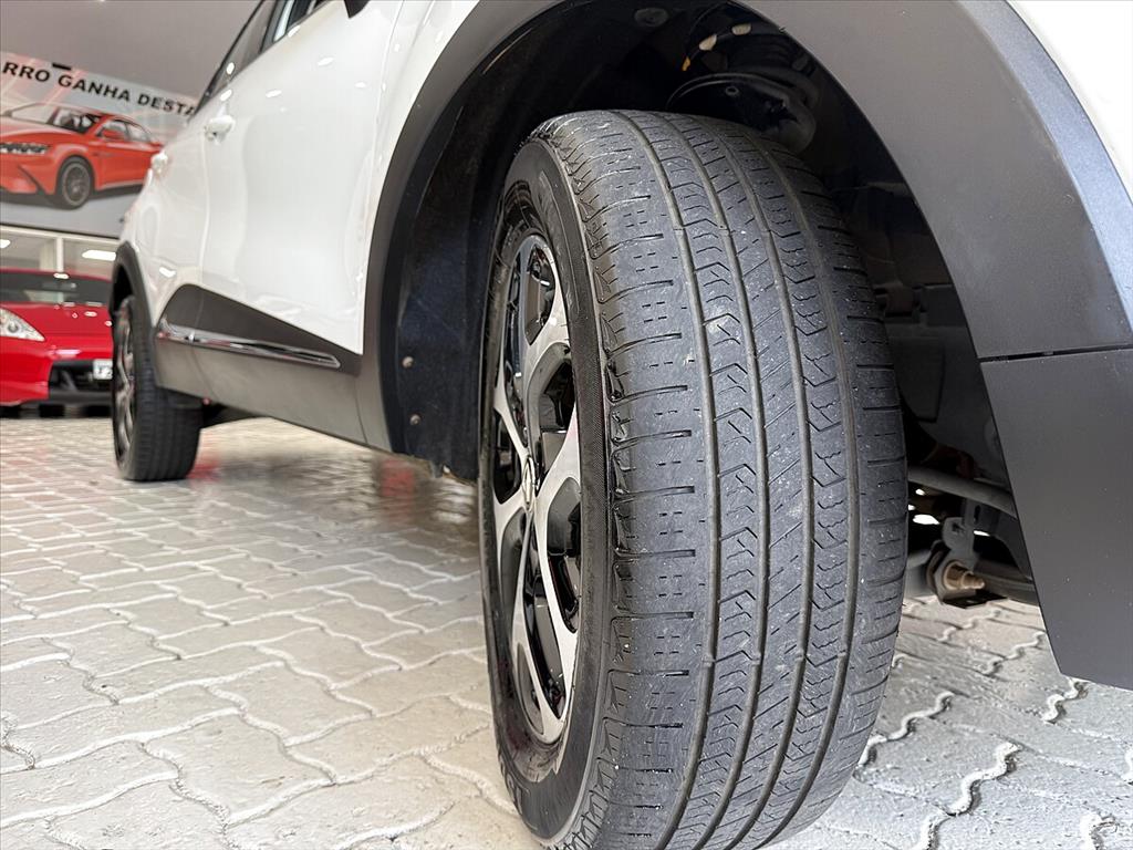 Renault Captur - 1.6 16V SCE FLEX INTENSE X-TRONIC