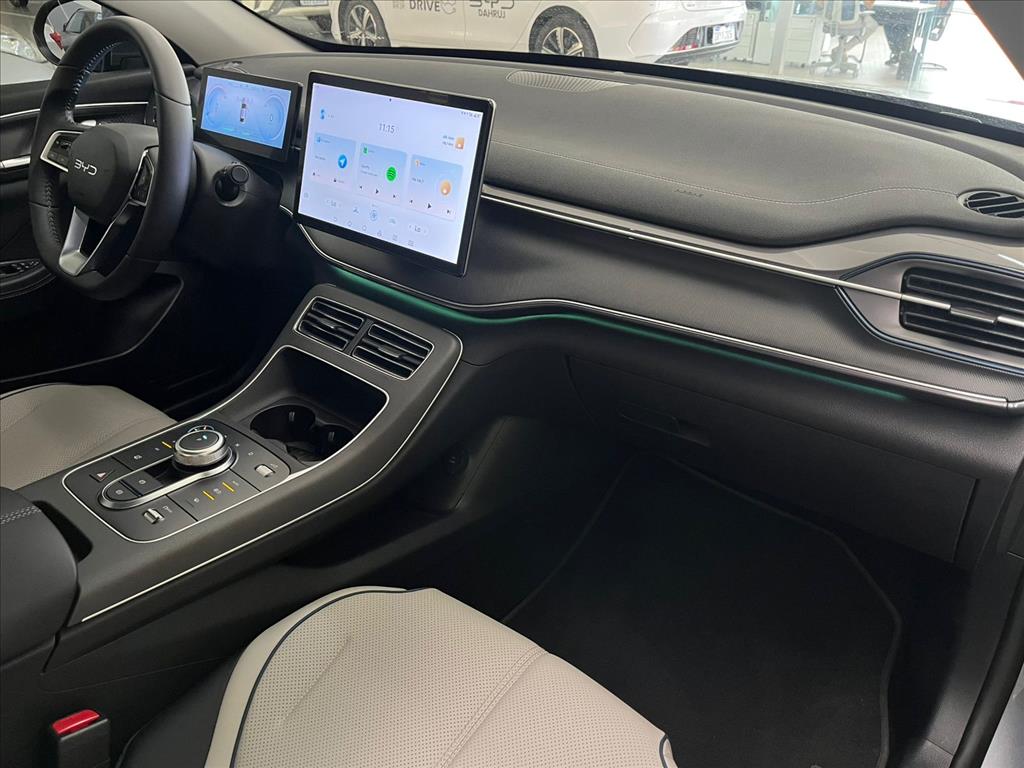 KING 1.5 DM-I PHEV GS AUTOMÁTICO9