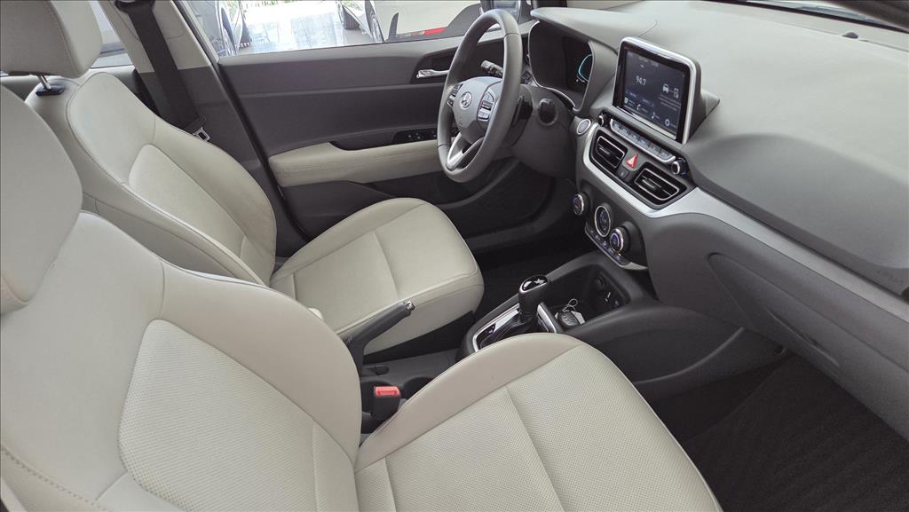 Hyundai-HB20S-1.0 TGDI FLEX PLATINUM SAFETY AUTOMÁTICO