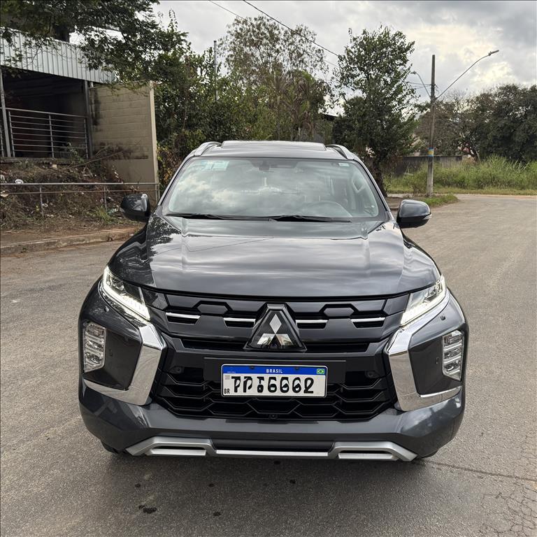 Mitsubishi-PAJERO SPORT-2.4 16V MIVEC TURBO DIESEL LEGEND AWD AUTOMÁTICO