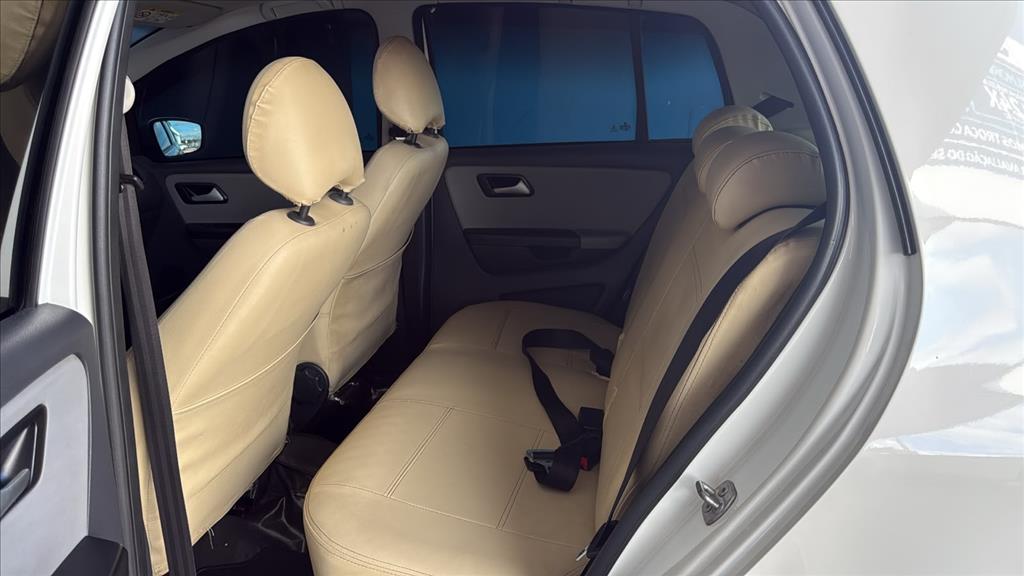 CROSSFOX 1.6 MI FLEX 8V 4P MANUAL14