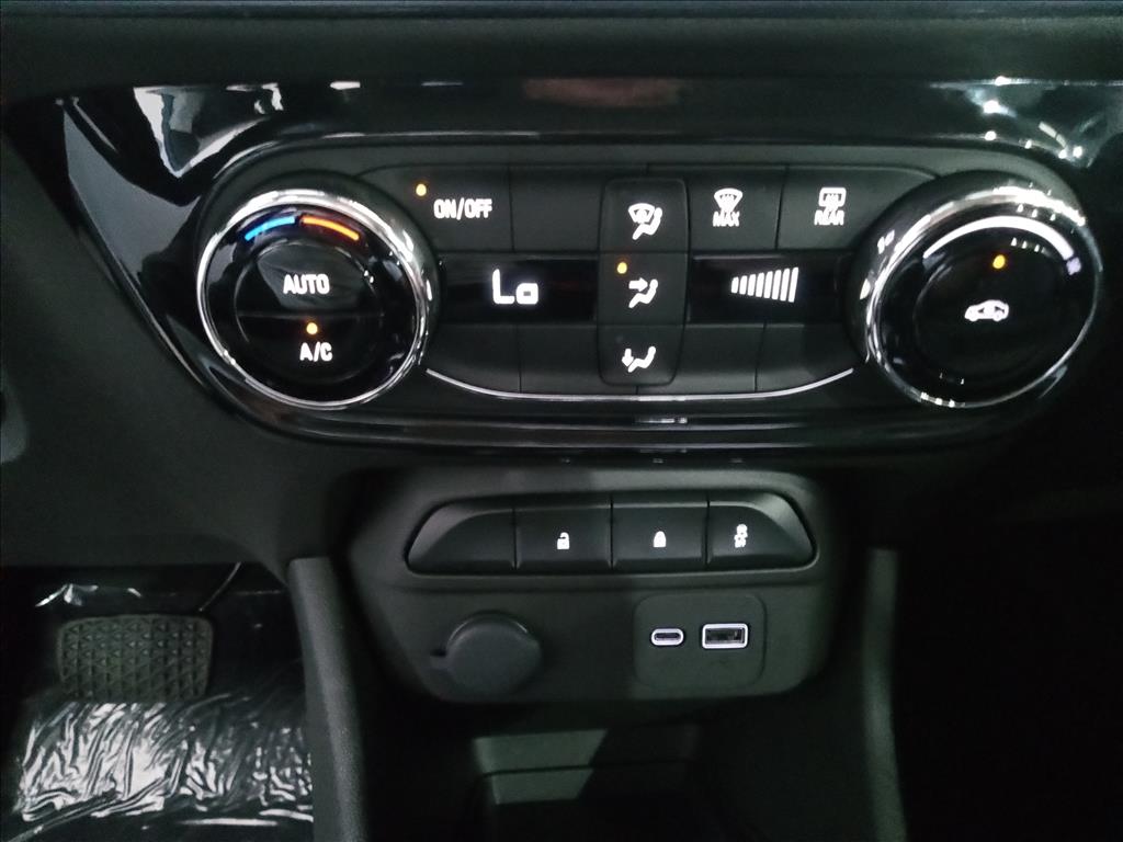 SPIN 1.8 LTZ 8V FLEX 4P AUTOMÁTICO6