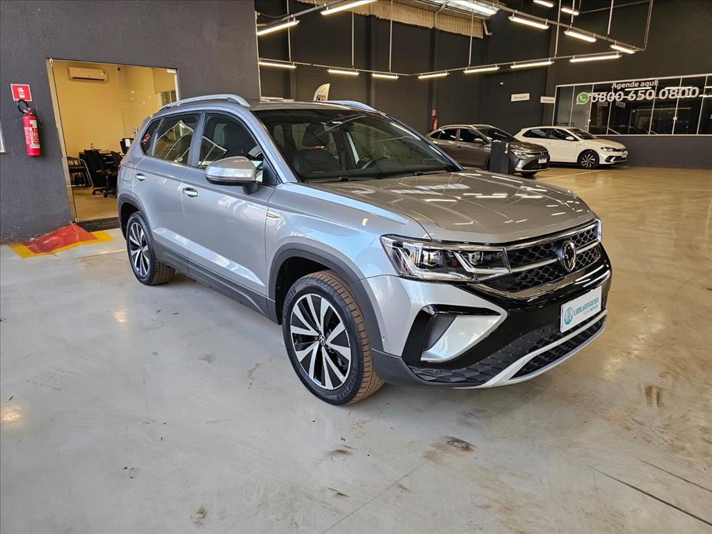 TAOS 1.4 250 TSI TOTAL FLEX HIGHLINE AUTOMÁTICO1