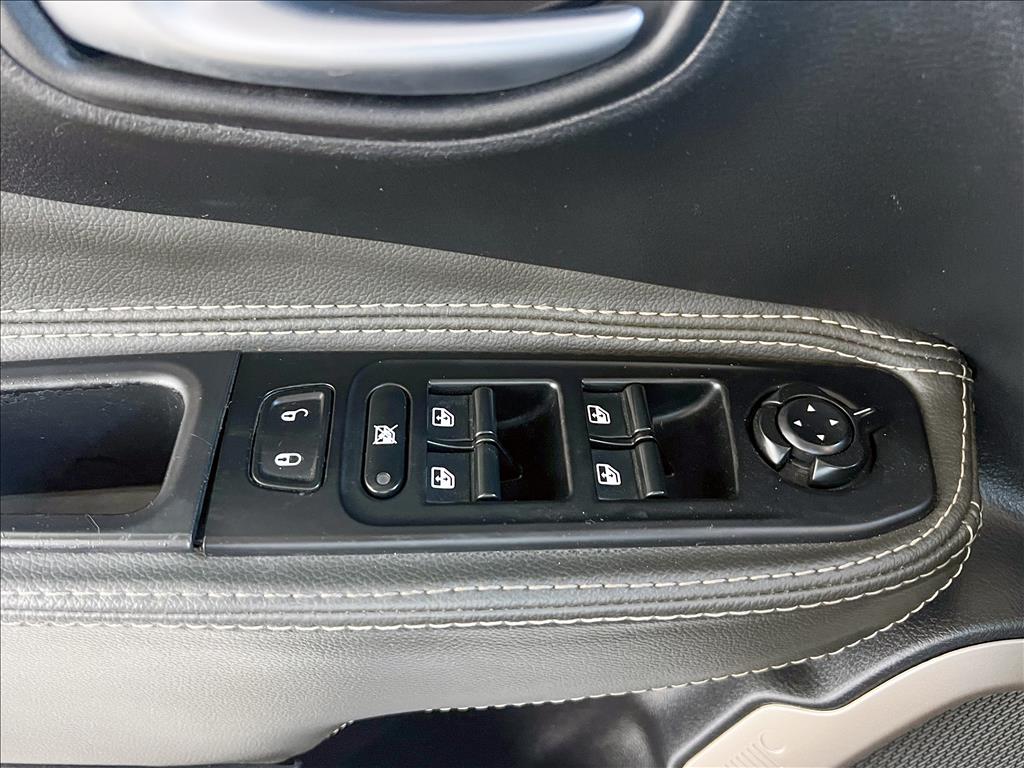 RENEGADE 1.8 16V FLEX 4P AUTOMÁTICO15