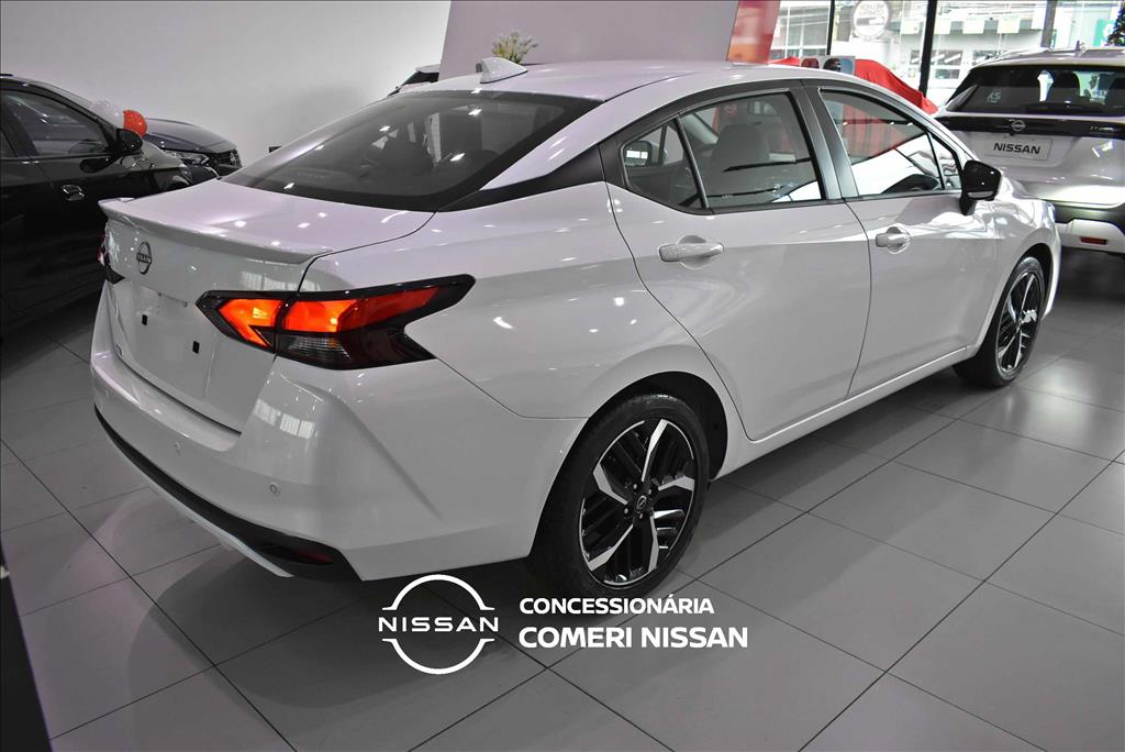 VERSA 1.6 16V FLEX EXCLUSIVE XTRONIC1