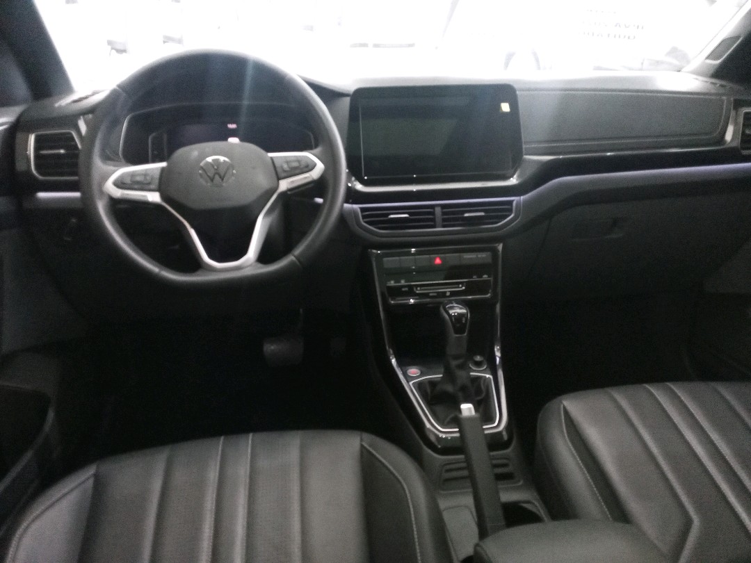 VW - Volkswagen-T-CROSS-1.0 200 TSI TOTAL FLEX COMFORTLINE AUTOMÁTICO