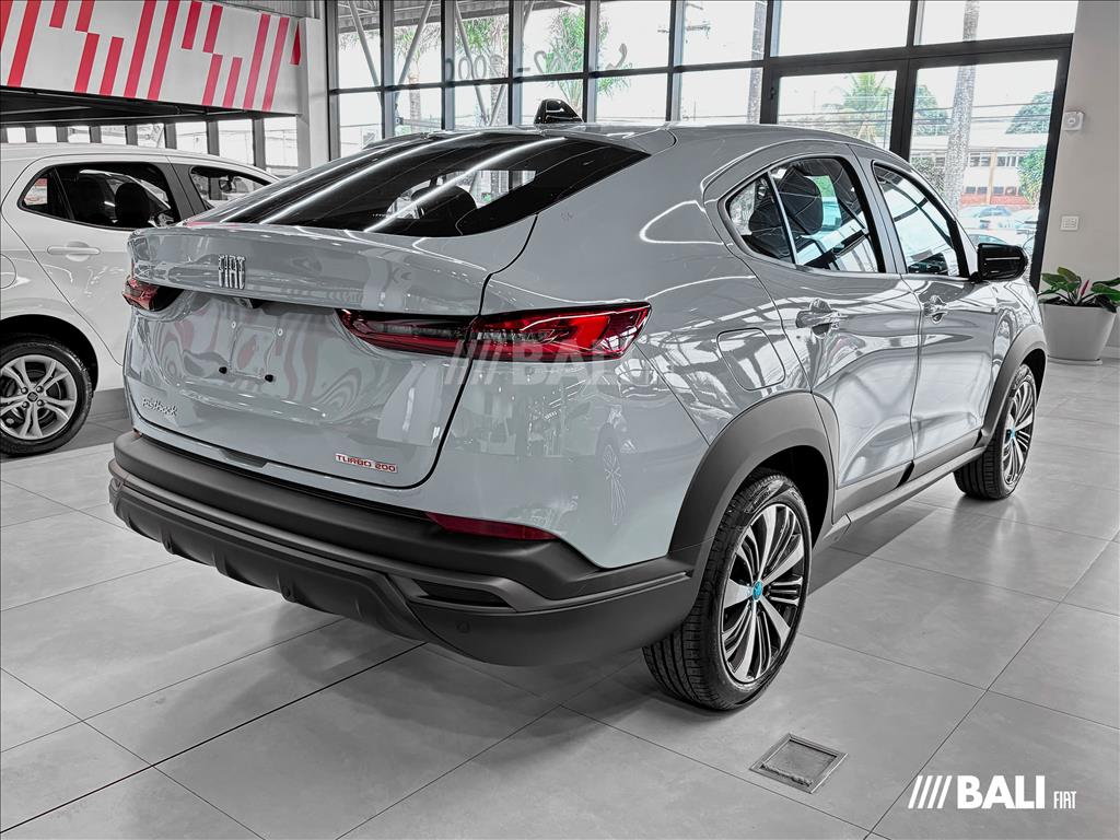 FASTBACK 1.0 TURBO 200 FLEX CVT3