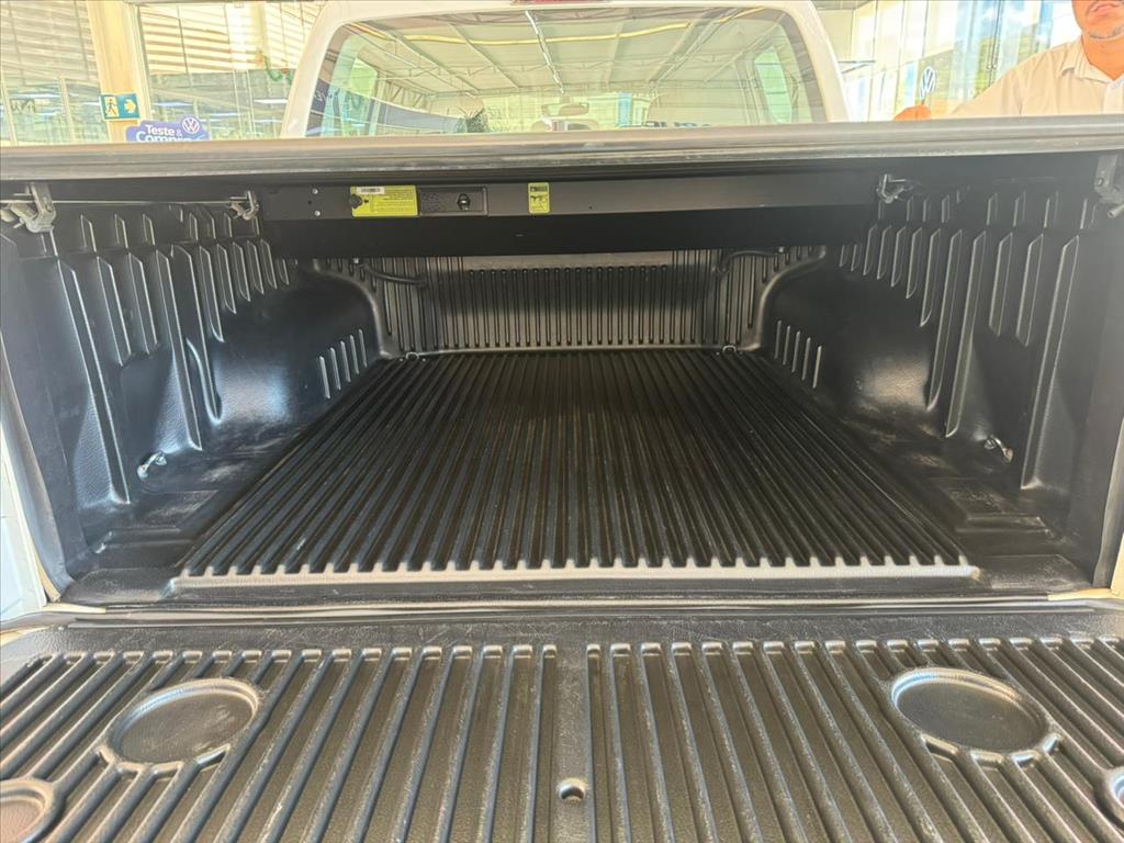 AMAROK 3.0 V6 TDI DIESEL HIGHLINE CD 4MOTION AUTOMÁTICO15