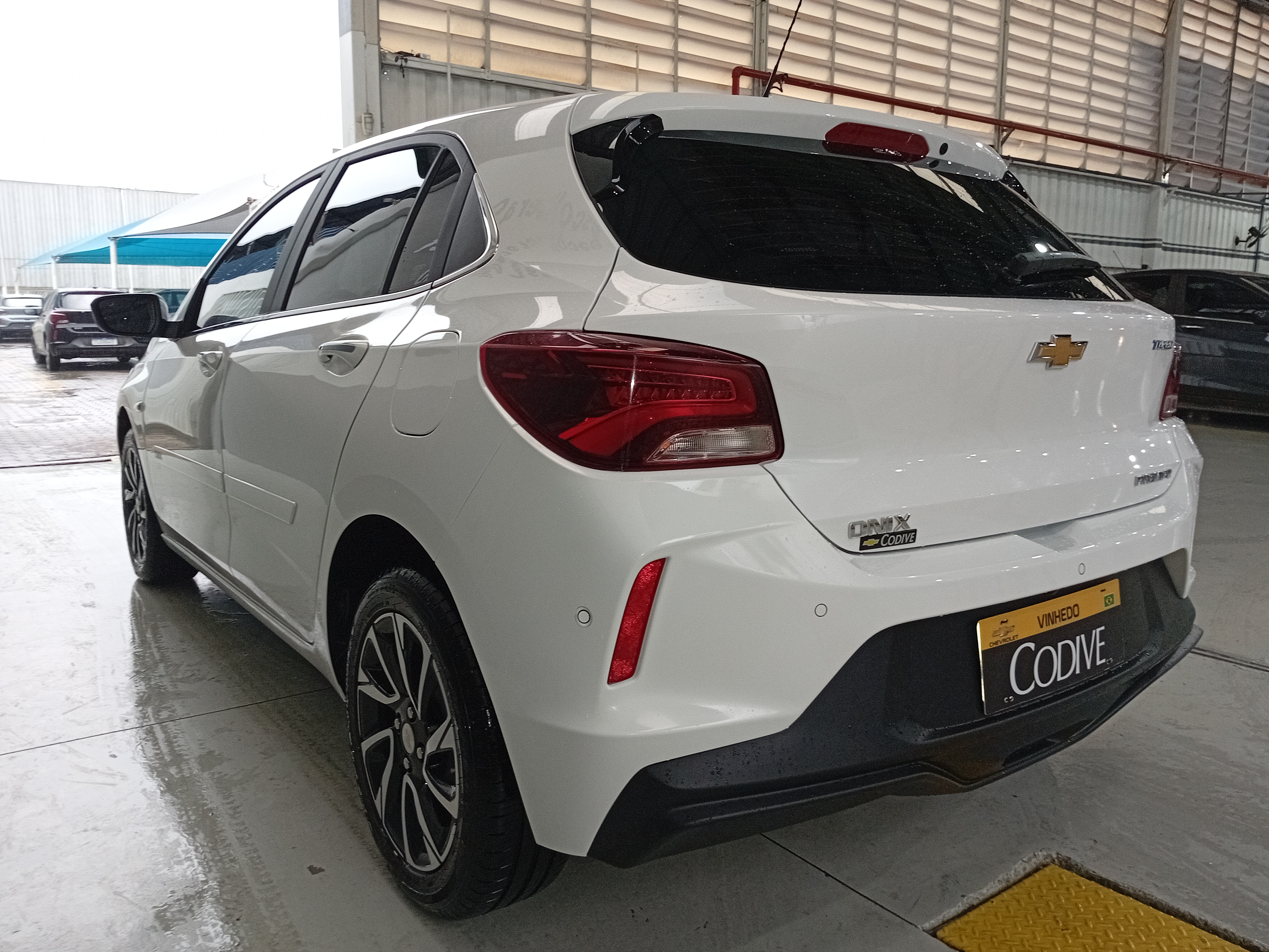 ONIX 1.0 TURBO FLEX PREMIER AUTOMÁTICO3