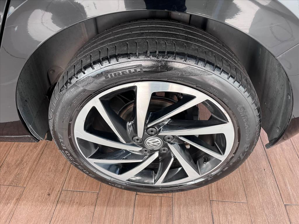 Volkswagen-POLO-1.0 200 TSI HIGHLINE AUTOMÁTICO