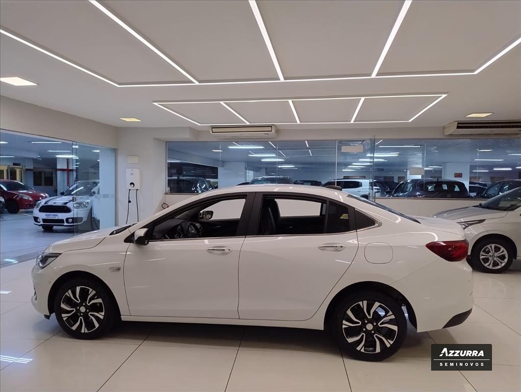 ONIX PLUS 1.0 TURBO FLEX PREMIER AUTOMÁTICO4