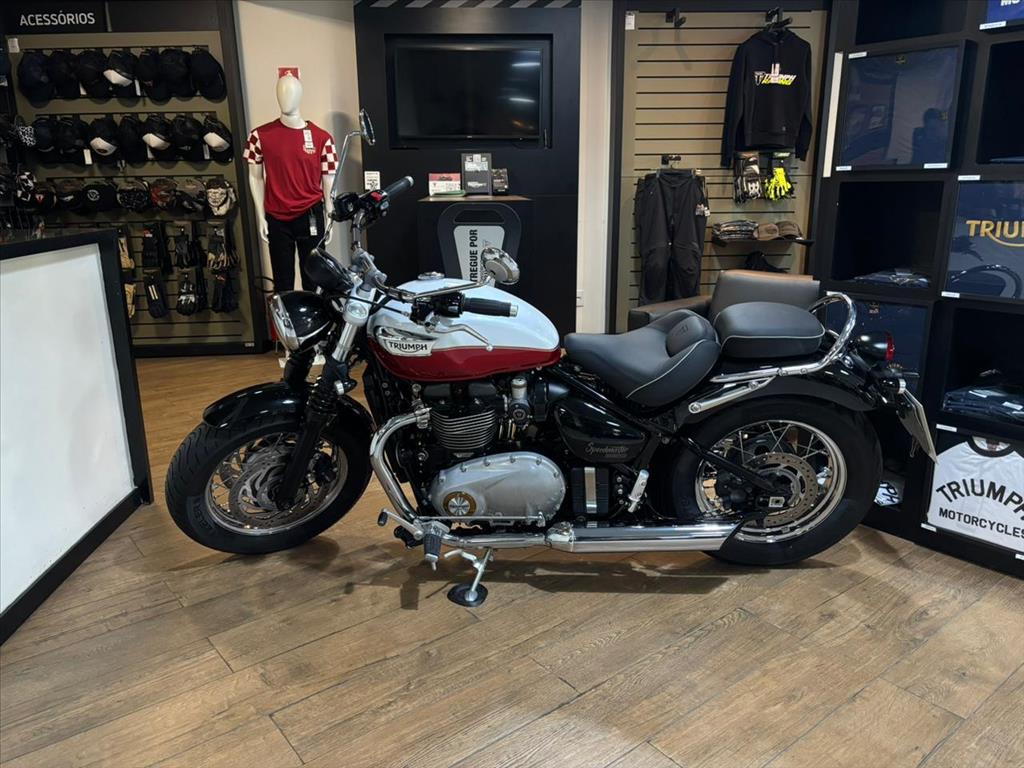 TRIUMPH-BONNEVILLE-SPEEDMASTER