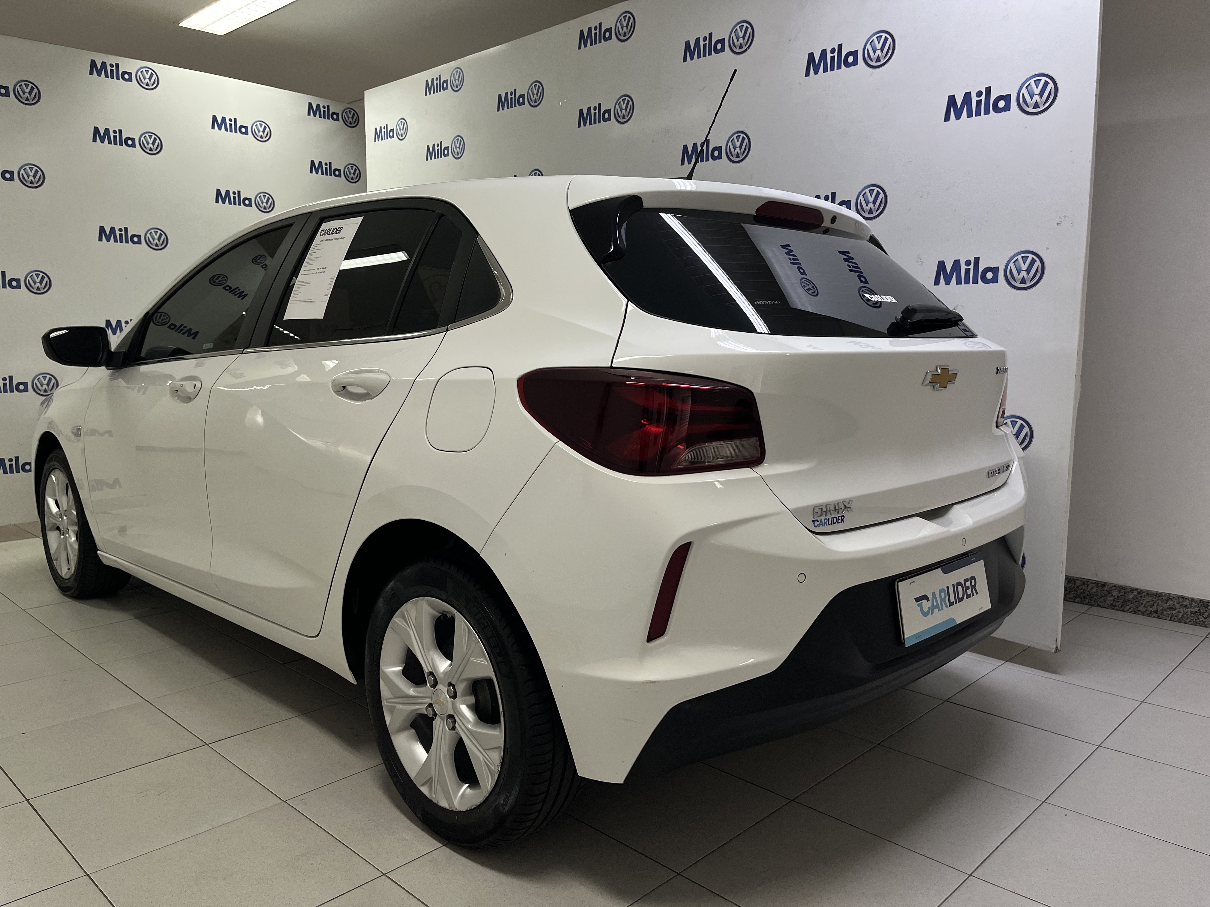 ONIX 1.0 TURBO FLEX PREMIER AUTOMÁTICO2