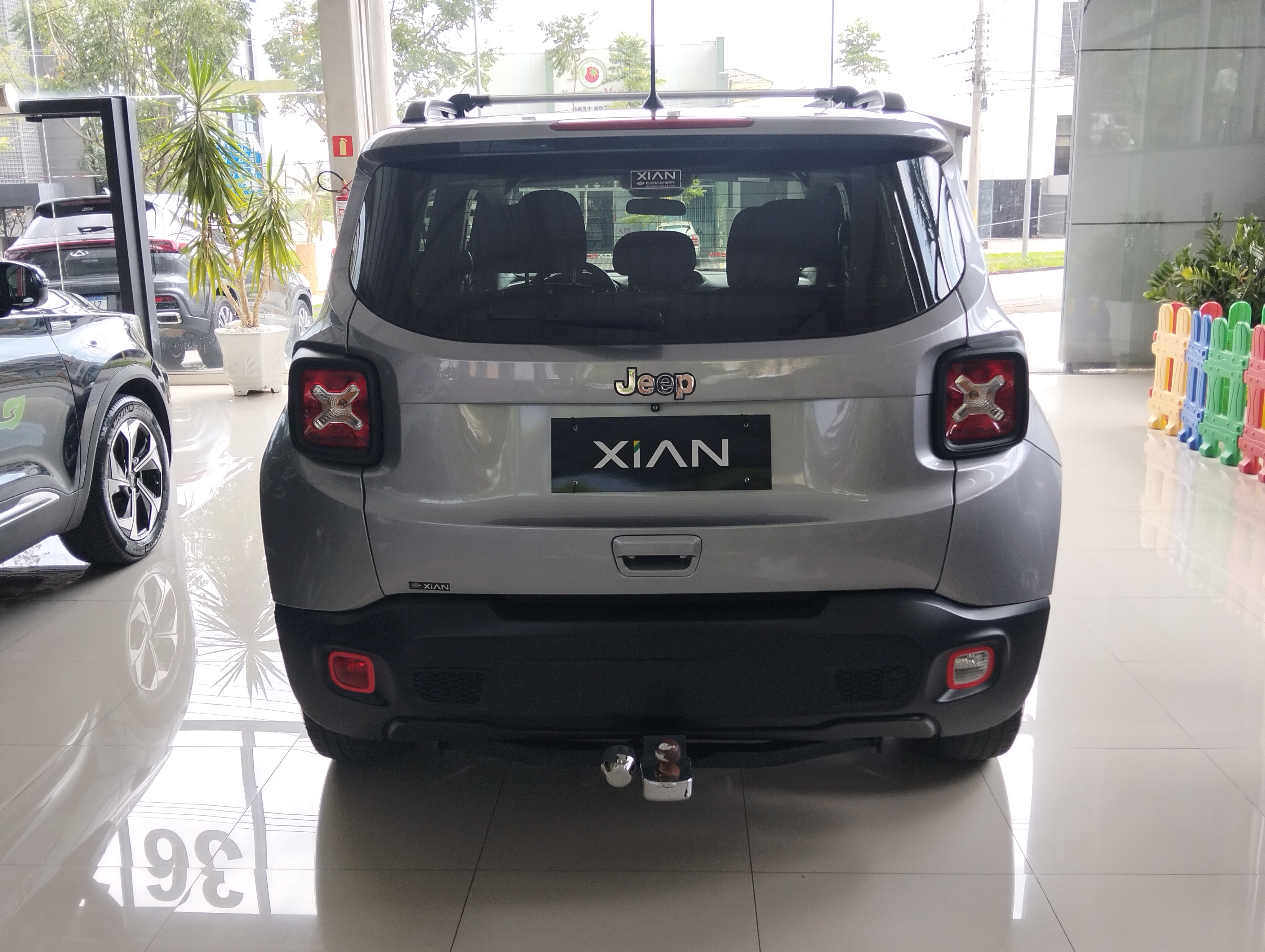 RENEGADE 1.8 16V FLEX 4P AUTOMÁTICO3