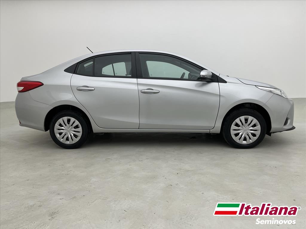 YARIS 1.5 16V FLEX SEDAN XL MULTIDRIVE5
