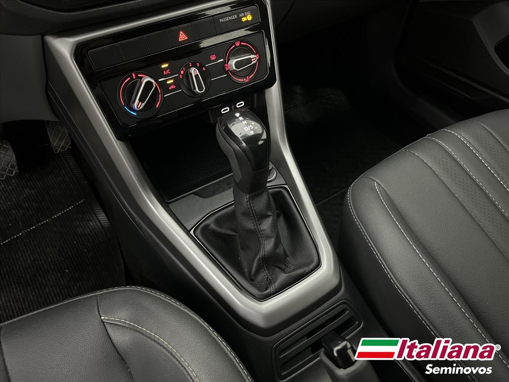 T-CROSS 1.0 200 TSI TOTAL FLEX AUTOMÁTICO11
