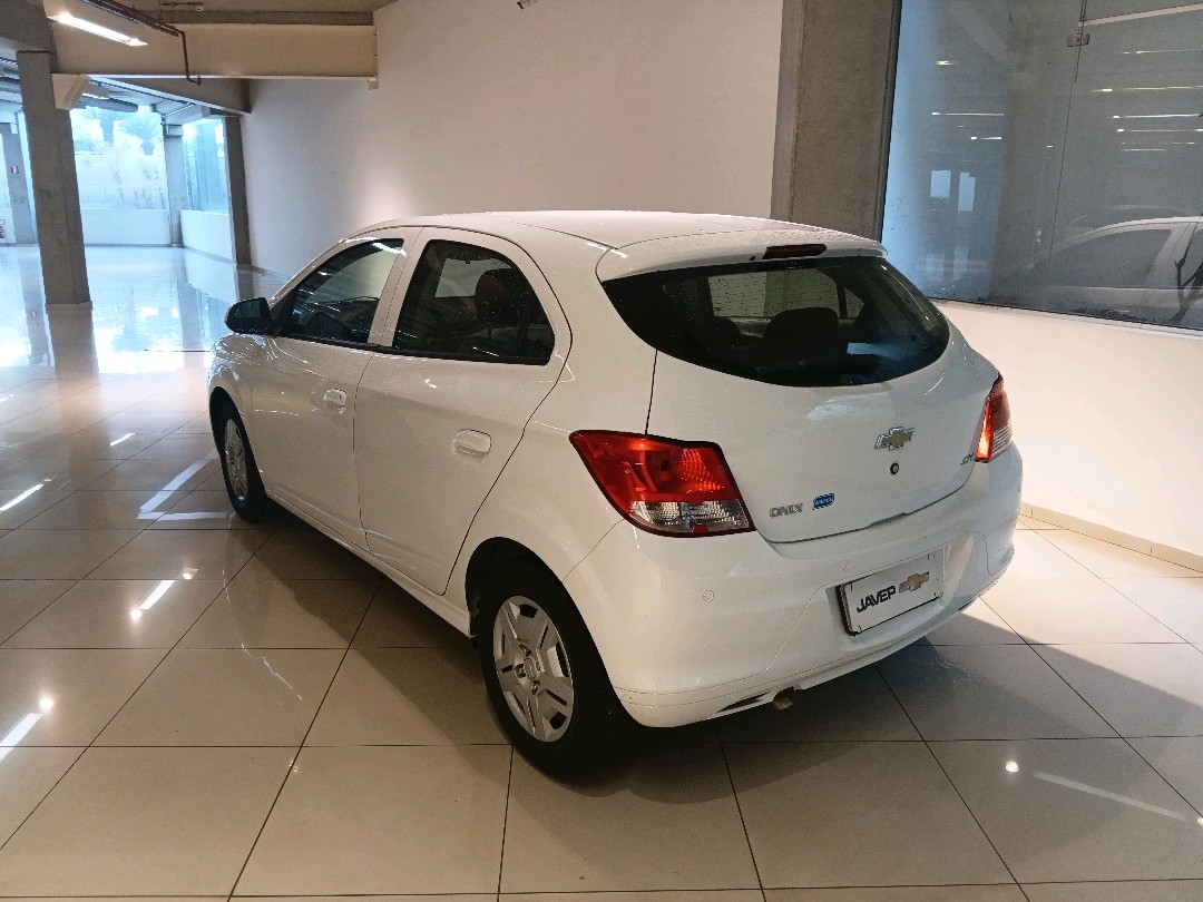 GM - Chevrolet-ONIX-1.0 MPFI JOY 8V FLEX 4P MANUAL