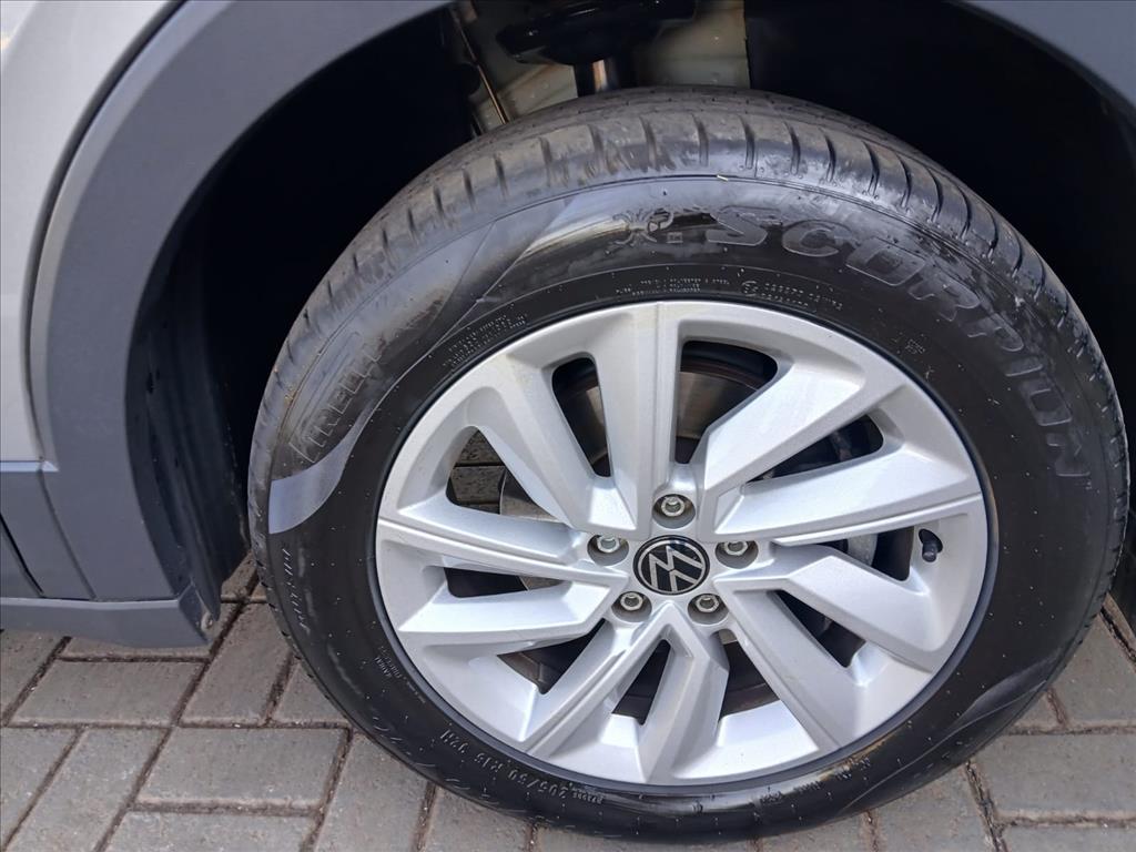 T-CROSS 1.0 200 TSI TOTAL FLEX AUTOMÁTICO12