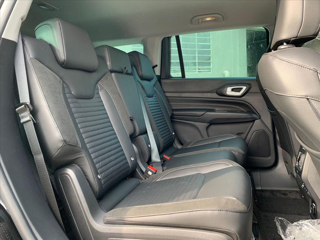 COMMANDER 1.3 T270 TURBO FLEX LONGITUDE AT615