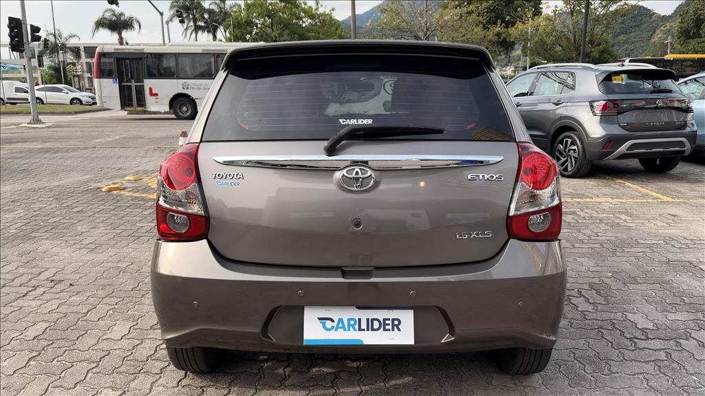 ETIOS 1.5 XLS 16V FLEX 4P AUTOMÁTICO3