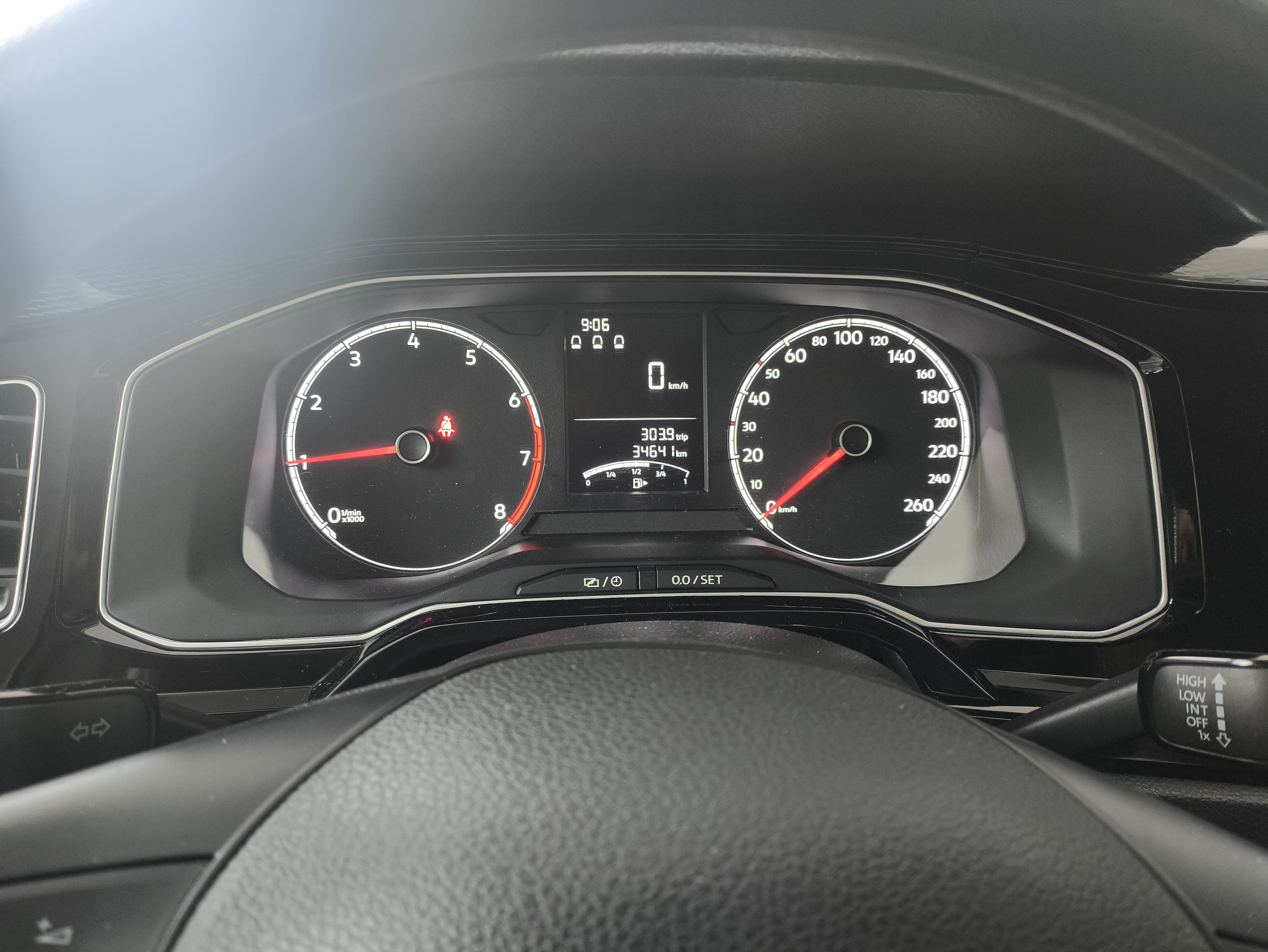 POLO 1.0 MPI TRACK MANUAL12