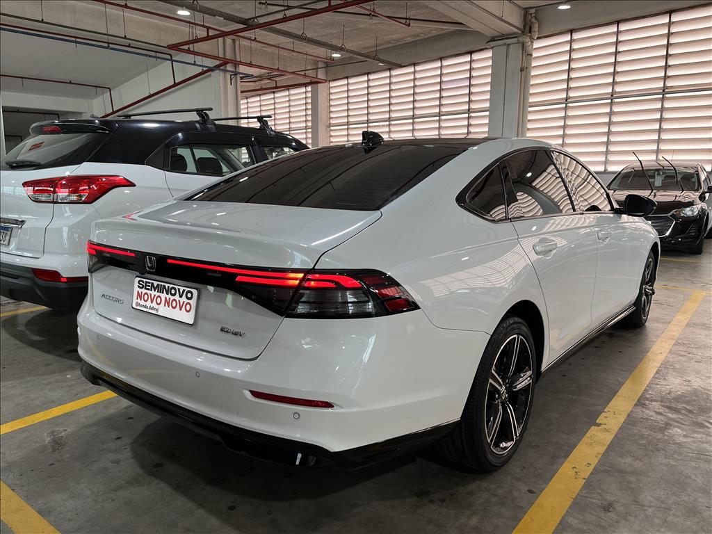 ACCORD 2.0 e:HEV ADVANCED E-CVT11