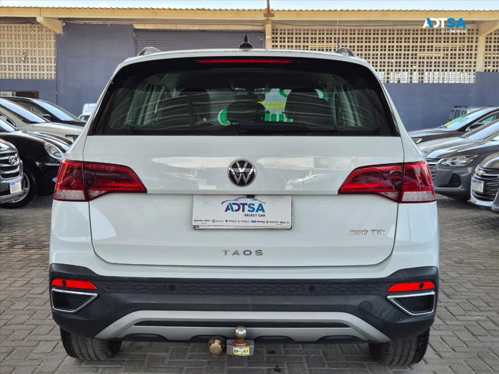 VOLKSWAGEN TAOS 1.4 250 TSI TOTAL FLEX COMFORTLINE AUTOMÁTICO