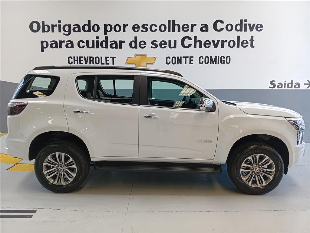 TRAILBLAZER 2.8 16V TURBO DIESEL HIGH COUNTRY 7L 4X4 AUTOMÁTICO