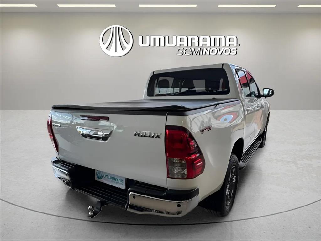 HILUX 2.8 D-4D TURBO DIESEL CD SR 4X4 AUTOMÁTICO3