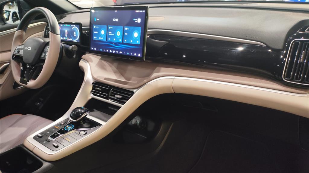 SONG PRO 1.5 DM-I HÍBRIDO GL AUTOMÁTICO10