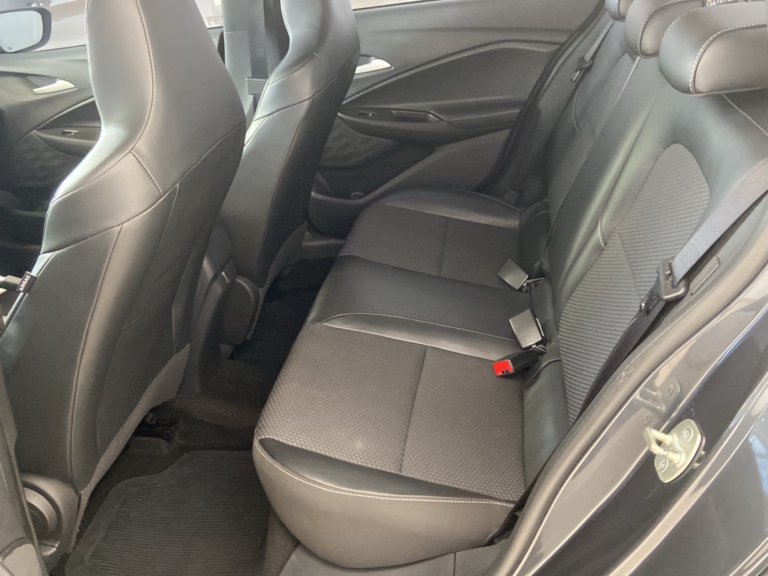 GM - Chevrolet-ONIX PLUS-1.0 TURBO FLEX LTZ AUTOMÁTICO