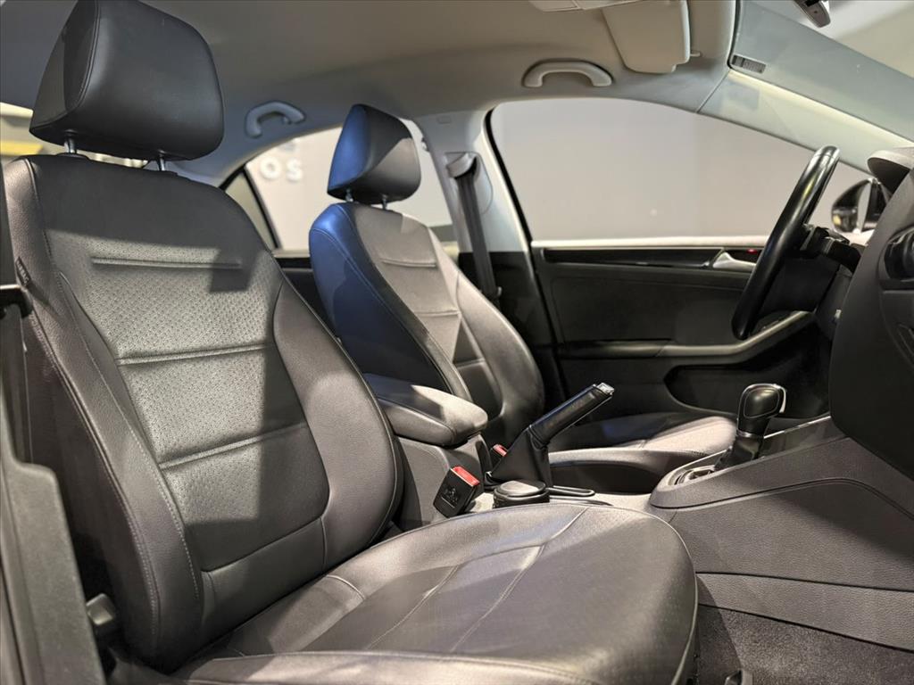 JETTA 2.0 TSI HIGHLINE 211CV GASOLINA 4P TIPTRONIC3